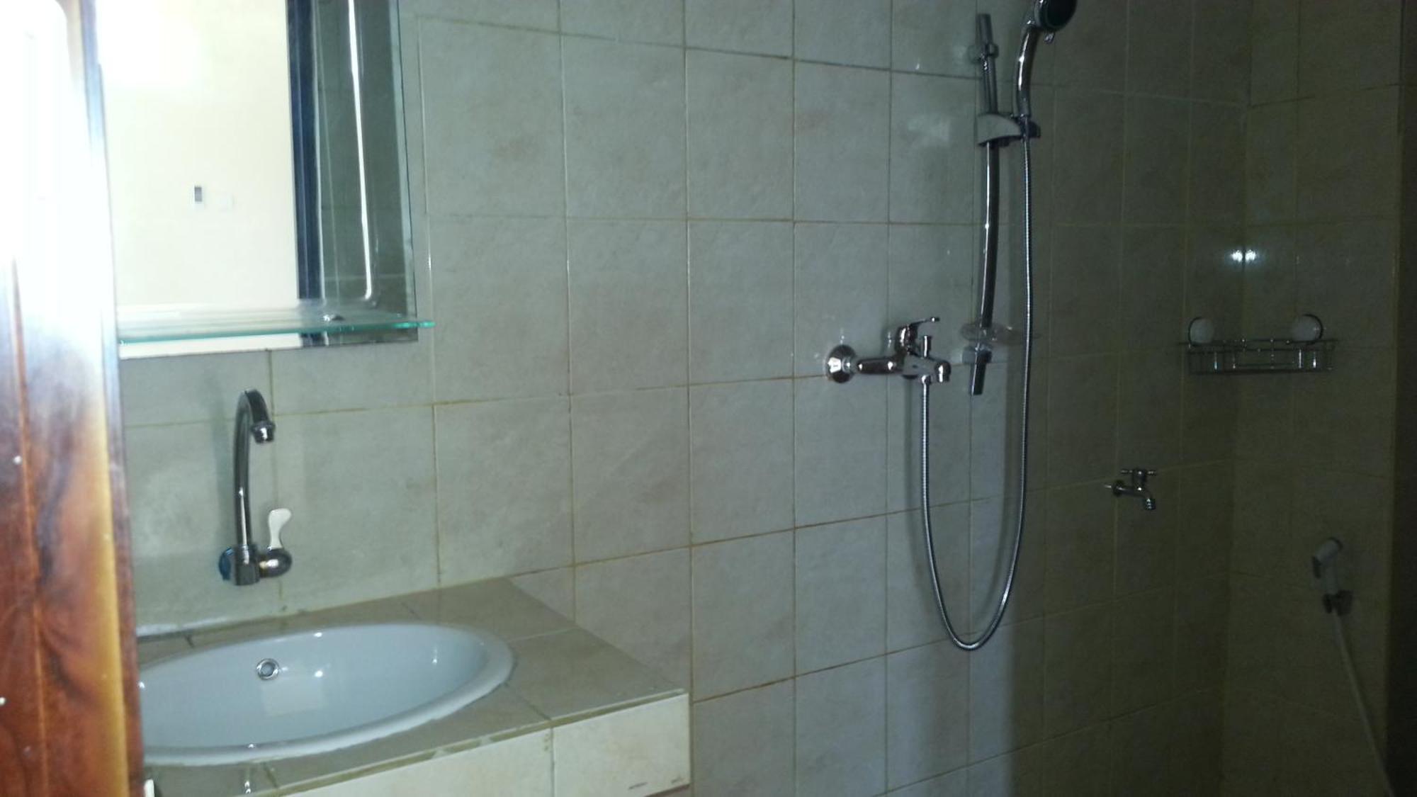 Dstay Kost Bali Jimbaran Exterior foto